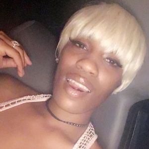 Meet your Posher, Lashae